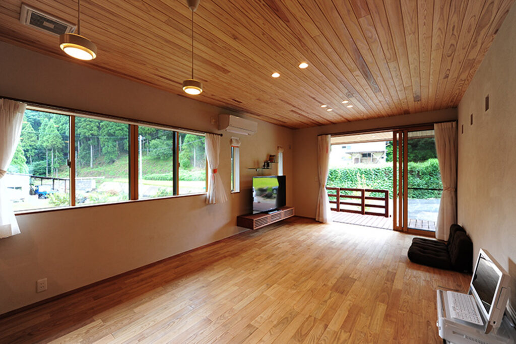 和モダン住宅のリビング