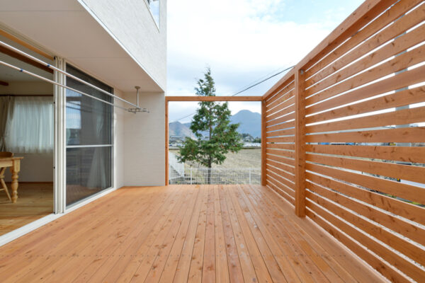 ウッドデッキ