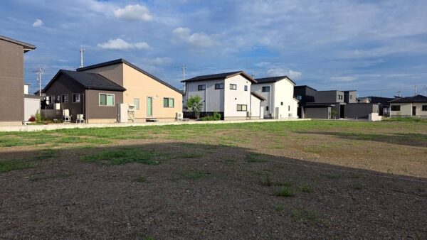 越前市家久団地　分譲地